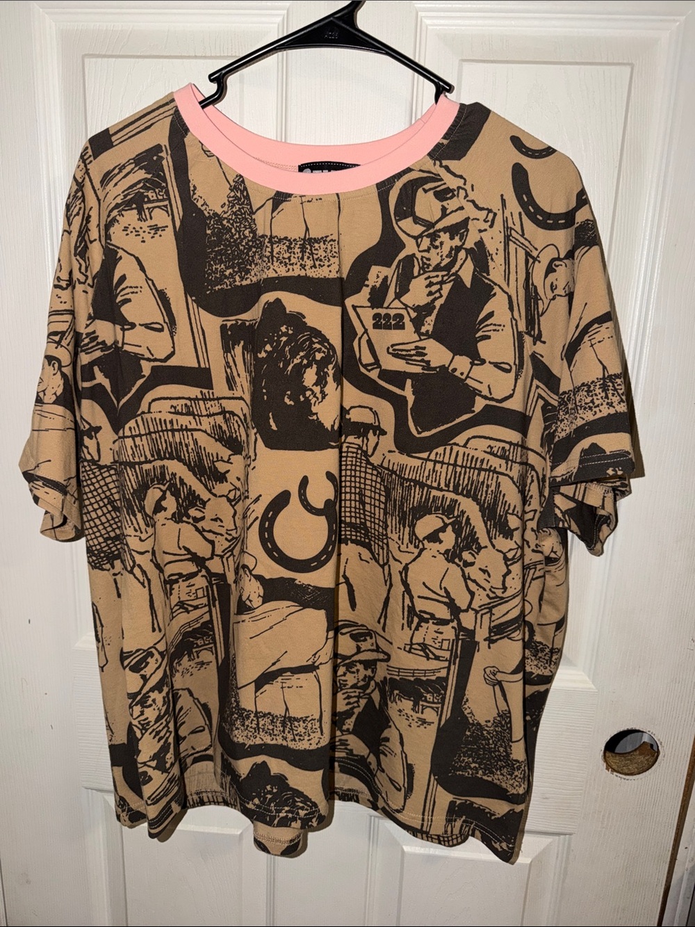 Women's Beige Graphic Short Sleeve Tee with Pink Trim